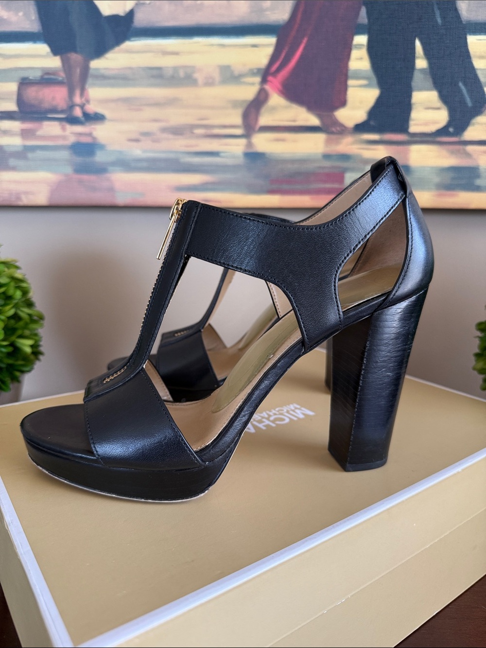 MICHAEL Michael Kors 🖤BERKLEY🖤 BLACK LEATHER T-STRAP ZIP PLATFLORM SIZE 8.5M - Picture 10 of 17